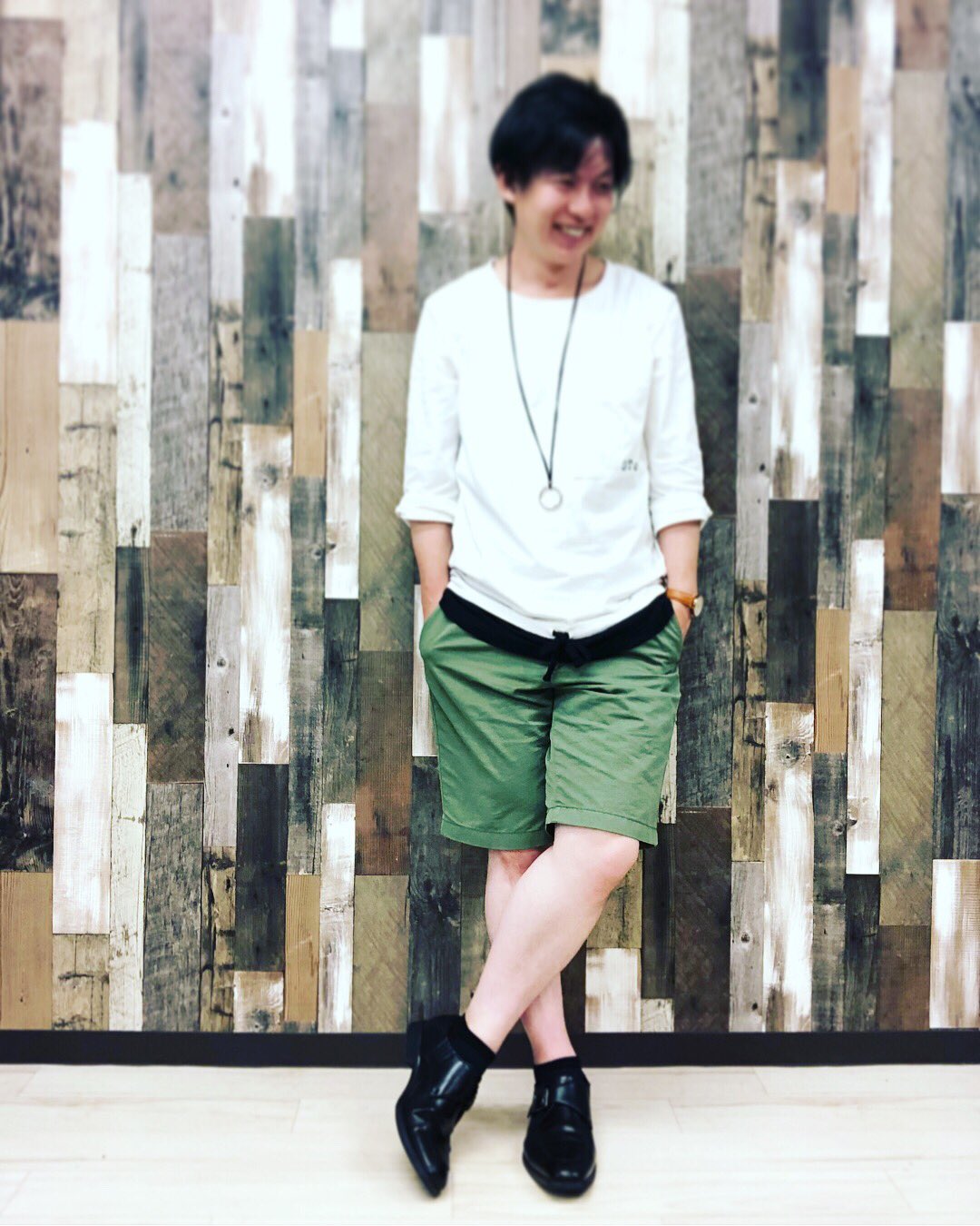 Bokuraししど ファンマーケティング Na Twitteru お気に入りのstolのシャツ しかし暑過ぎるー 短パンで商談しに行きます コーディネート シンプルコーデ デニム好きな人と繋がりたい 原色コーデ ファッション ファッション好きな人と繋がりたい フォローミー