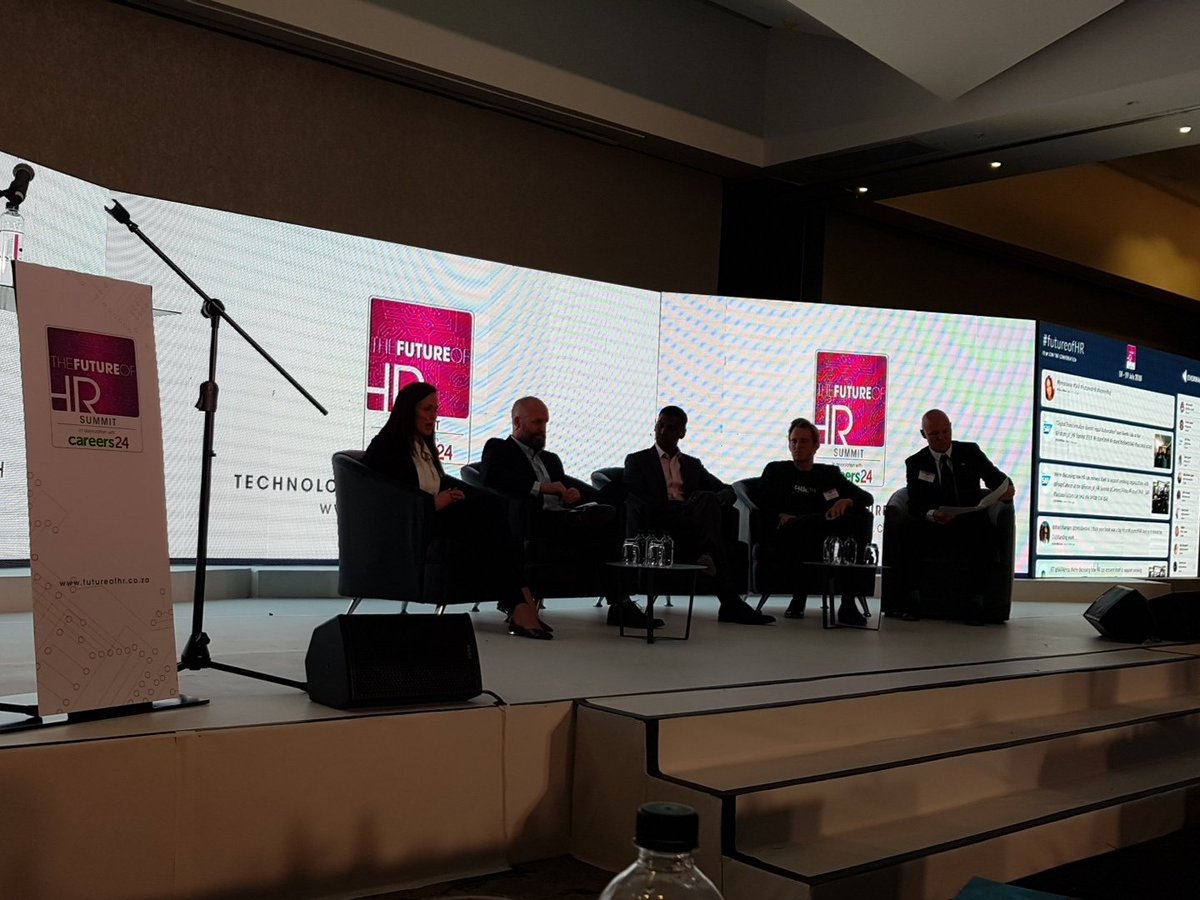 roxy_swans's tweet photo. Digipanel taking on humanized big data. Woop! #FutureofHR https://t.co/mcPkEqpB7u
