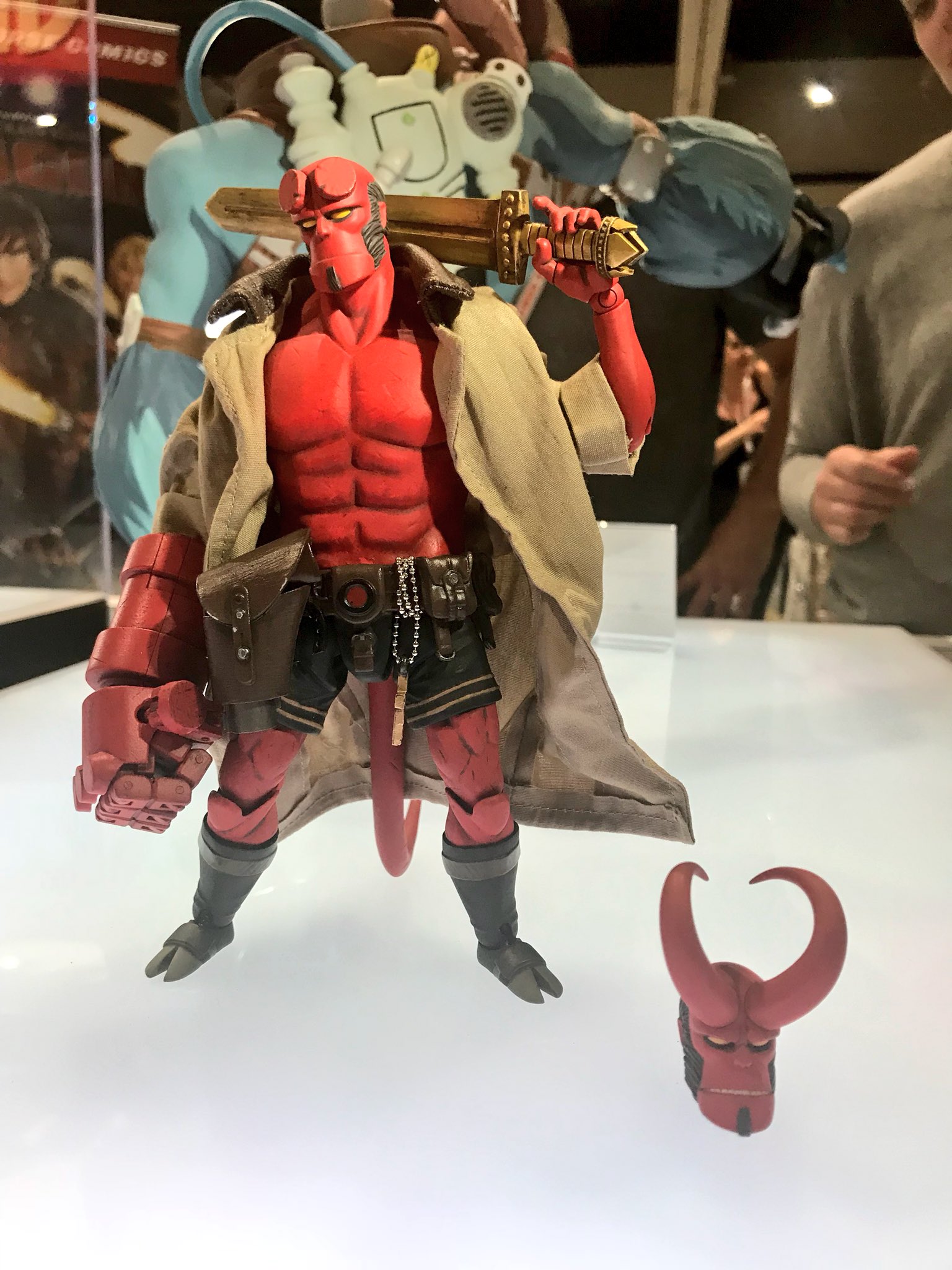 dark horse hellboy figure