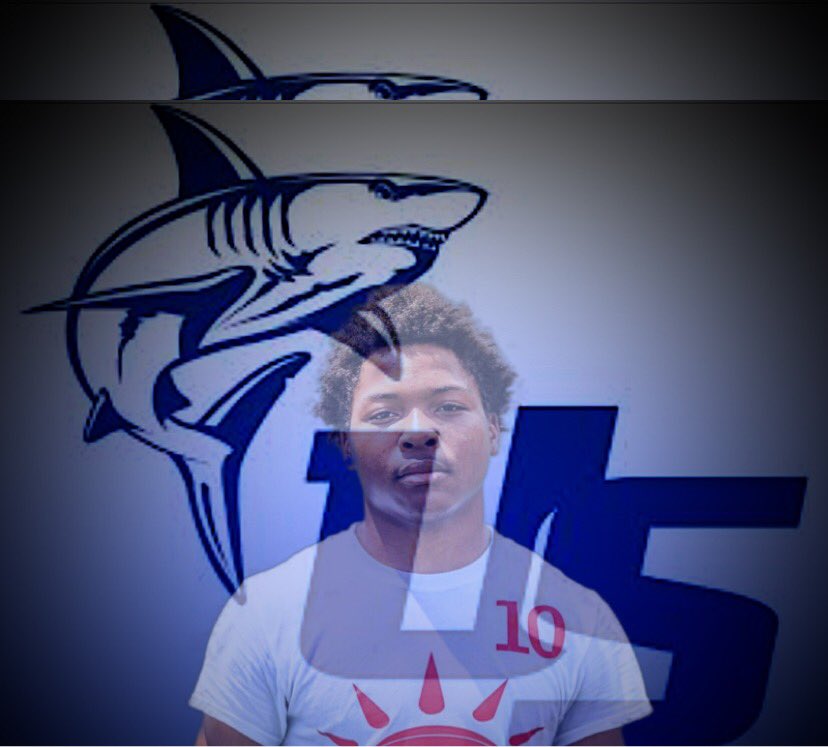 Floydjr_Robert's tweet photo. The Next Chapter begins.
🙌🏾🦈
#SharkSwarm
#SharkBoyz
@UNCLELUQ 
@uschoolfootball https://t.co/TDL6HBifGp