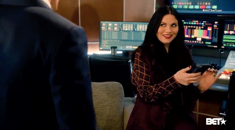 mila_hayek's tweet photo. When you realize that your BFF listened to you and got some “sweet, sweet love” with a hot guy. #ProudStepMama #Nude #HitTheFloor https://t.co/smw5Q331gA
