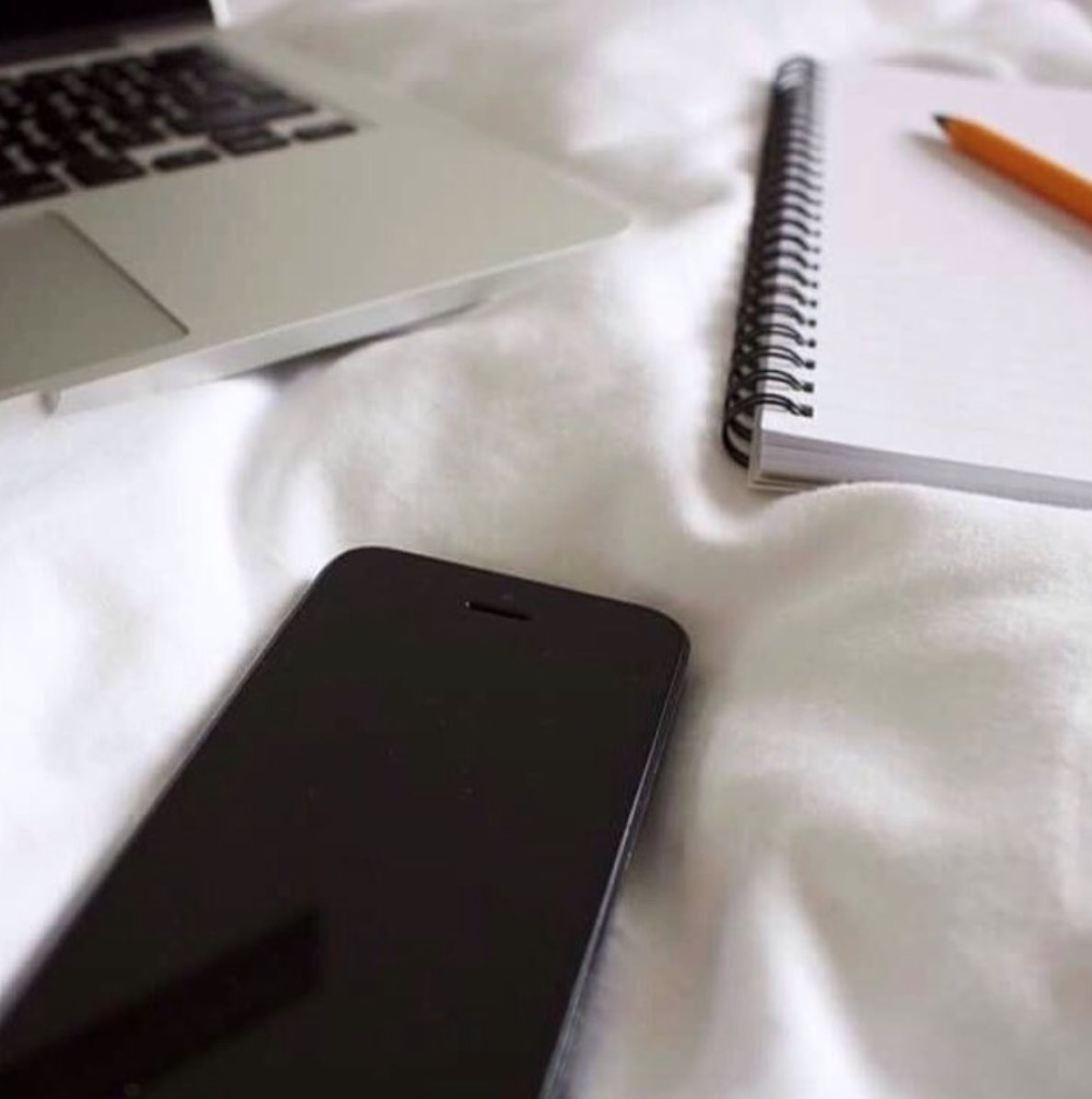 studiothreeuk's tweet photo. Working on strategies and schedules for clients, anyone using those productive vibes? 📝

#creativeagency #socialmedia #socialmediamanagement #photography #contentcreation #Hertfordshire #Bedfordshire #startup #localbusiness #SmallBusiness https://t.co/o9tnEkdhvW