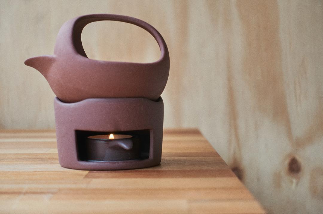 Tea_Atelier's tweet photo. OUR #TEA #DIFFUSER! Roasting tea has always been an important part of tea #culture in #China &amp; #Japan, gentle heat opens up hidden aromas &amp; brings out the extra scents. Today, we're #brewing #lavender #greentea 💚

#ramsbottom #teadiffuser #teashop #teaspecialist #looseleaftea https://t.co/3MCduUNXQd