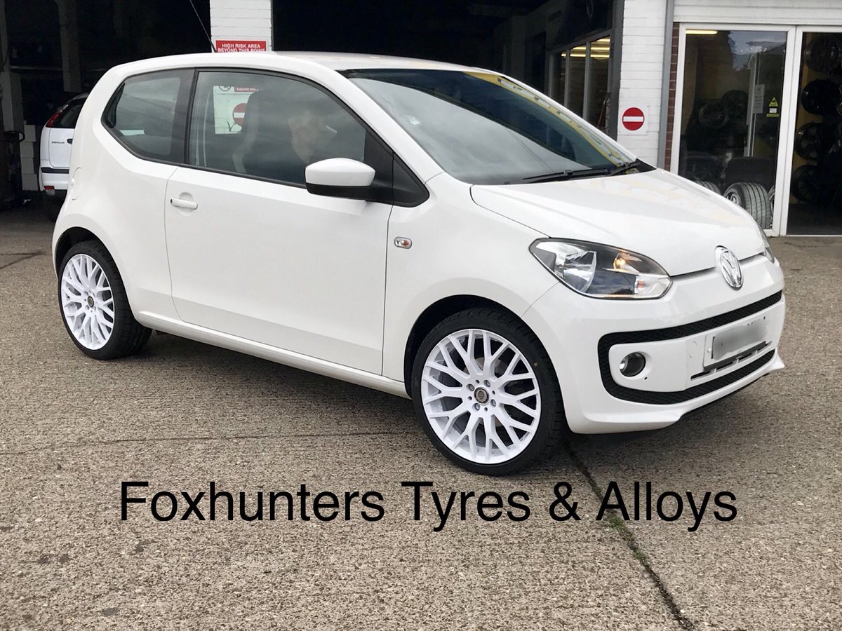FoxhuntersTyres's tweet image. 😍 This little VW UPgraded with 17” Cade’s Vienna looks fab #smallcarbigfun #vwup