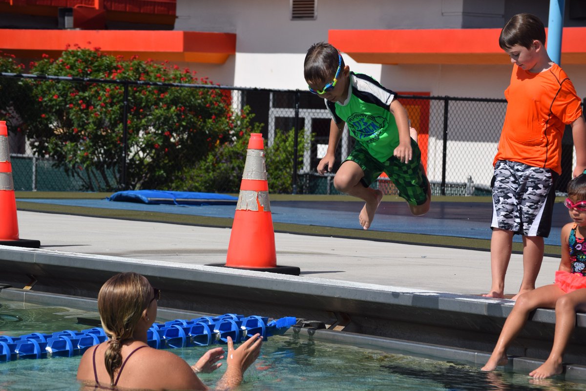 YMCANaples's tweet photo. Building confidence with every lesson! #SafetyAroundWater #Yswimlessons #ForABetterUs https://t.co/vLiZOMyKI5