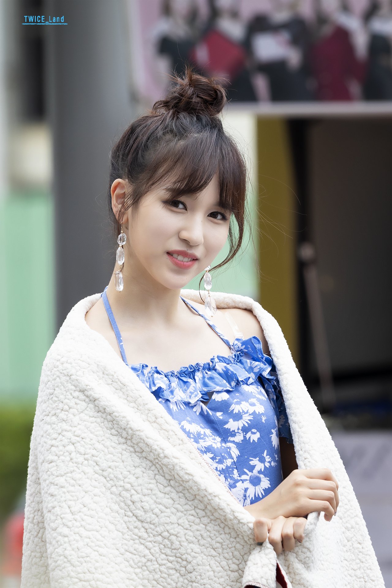 DiZCMUAUcAAcDAc.jpg:orig