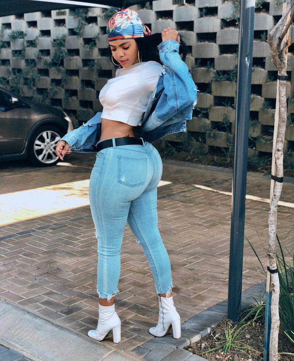 londie_london's tweet photo. 🍑 💦 https://t.co/An1PbaRQMC