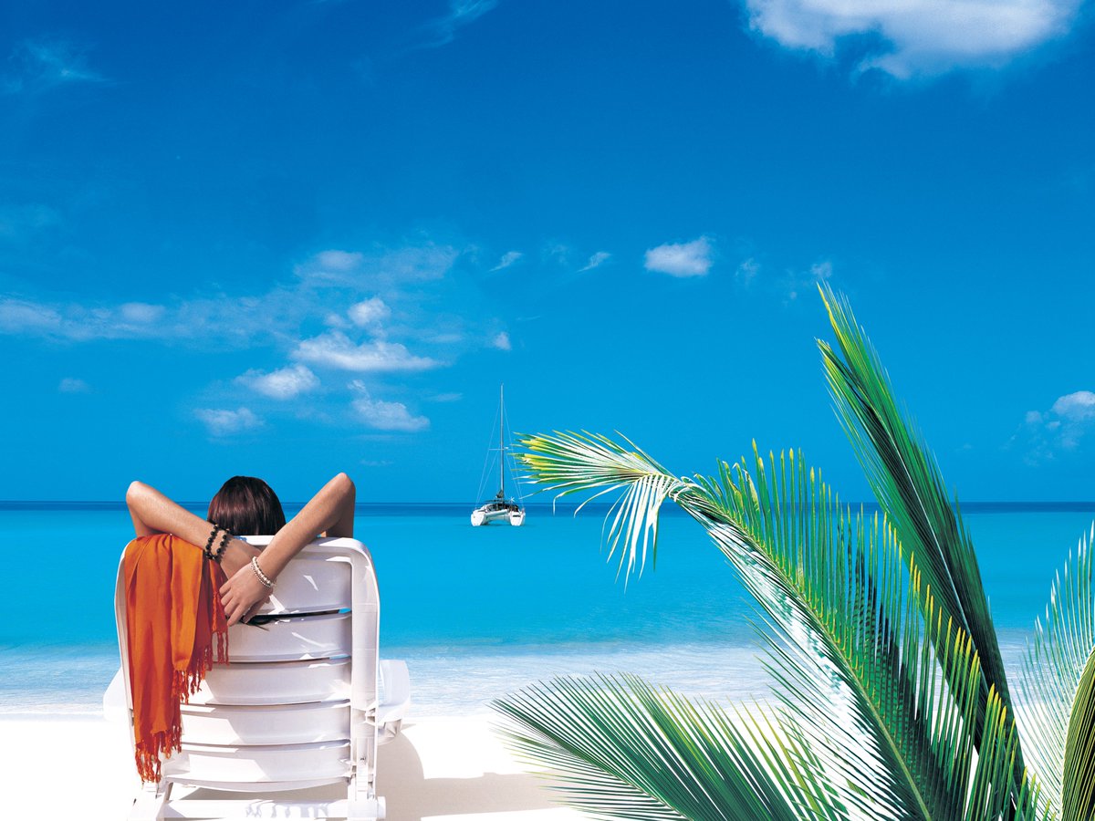 travelimp's tweet photo. Give them—and you!—something to look forward to besides school. Book now through 7/31 for special rates at @MajesticResorts for any time in #September. #SeptemberSpecial https://t.co/HERUrnYGX0