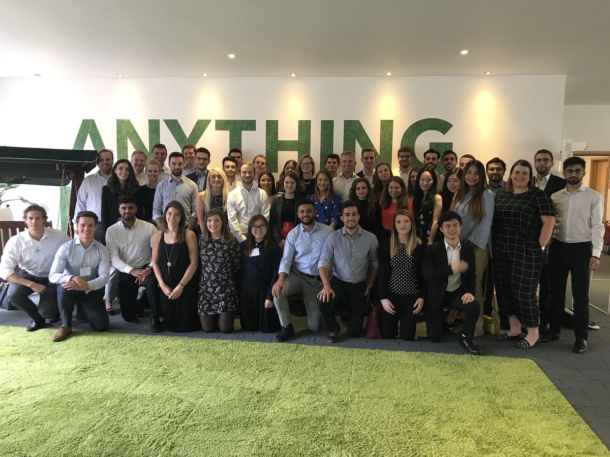 sherrymc64's tweet photo. Ladies & gentlemen may I present the class of 2017 #mercergrads #toptalent #helpinggraduatessucceed #finalmodule @lifeatmercer @oo7sallym https://t.co/SnIuo8wdxE