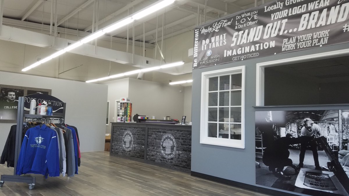 yourlogowear's tweet photo. Need branded #merch for your #biz #team #5k or other special event?  Contact @yourlogowear today at 7046641290 or stop by our showroom located at 18700 Statesville Road in Cornelius, NC #branding #screenprinting #tshirts #charlottenc #corneliusnc #lakenorman #promote https://t.co/obNL17tMiQ