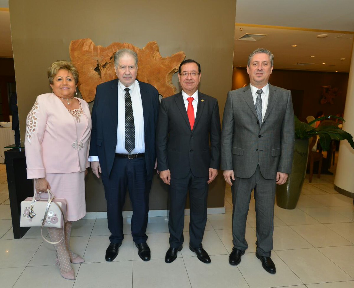 MiguelCuevasDip's tweet photo. El presidente de la Cámara de Diputados, Miguel Cuevas, presente en el Panel sobre "Desafíos 2020-2030 - Análisis del proceso electoral en las #EleccionesPY2018" con autoridades del TSJE.

Miguel Cuevas, el Diputado de la Gente 🇵🇾 https://t.co/Hc45imziEI