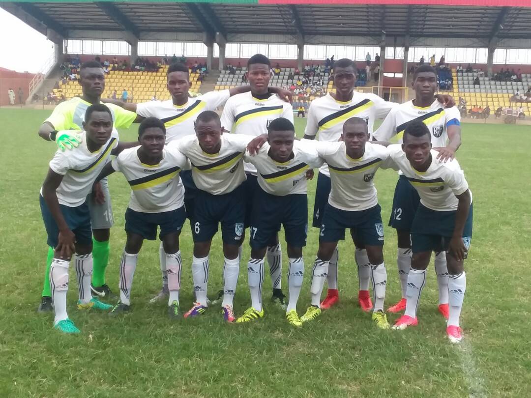 FecafootOfficie's tweet photo. Tournoi Semences Olympiques - #RealFoot 0-0 #LionsU17
Les Lions U17 et les joueurs de Real Foot se séparent sur un score nul et vierge lors du match comptant pour la deuxième journée de la phase de poule. https://t.co/yHawd7KSjn
