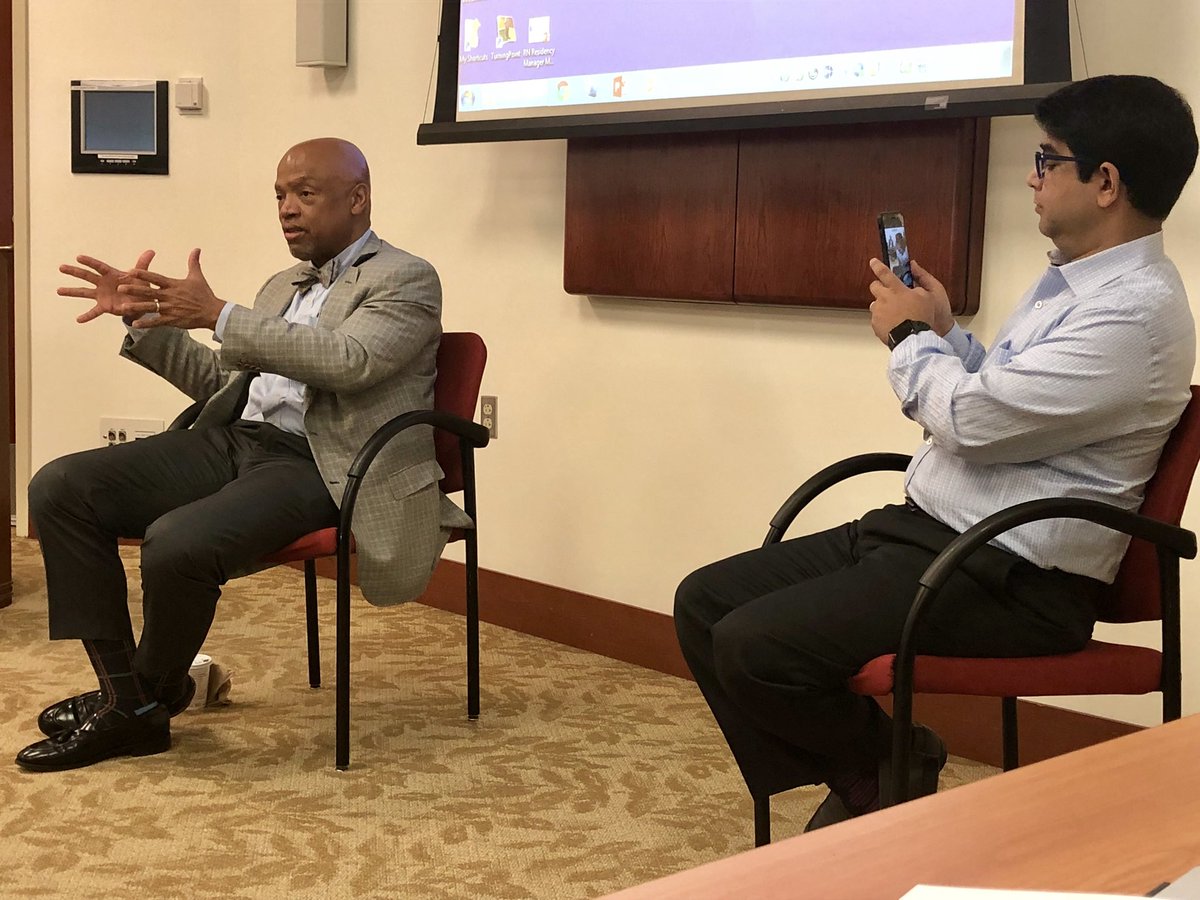 Amazing <a href="/AcademicSurgery/">Assoc4AcademicSurgery</a> Q&amp;A with <a href="/HenriFordMD/">Henri R. Ford, MD, MHA, FACS, FRCS(Eng), FAAP</a>! Thank you for the multitude of pearls:

🔹Ask: “Where can I make the biggest difference?”
🔹Remember: “There is no substitute for excellence.”
🔹Learn to: “Stay focused on your long term goals and go around the bumps in the road.”