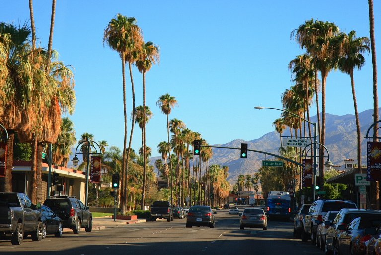 MeritMoving's tweet image. Palm Springs is gorgeous.