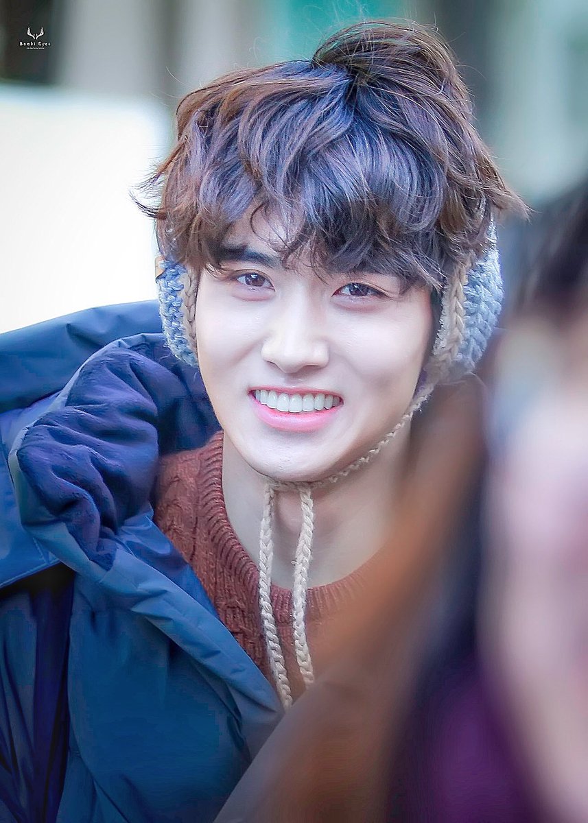 171207 *.ﾟbambi eyes