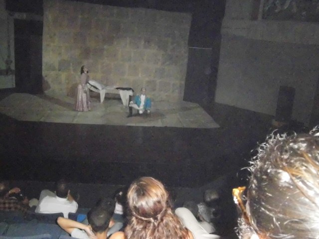 MirandaGob's tweet photo. Miranda llegó a las tablas del Teatro Emma Soler. #MirandaPrecursor #18Jul https://t.co/AVF1Cx3xhY