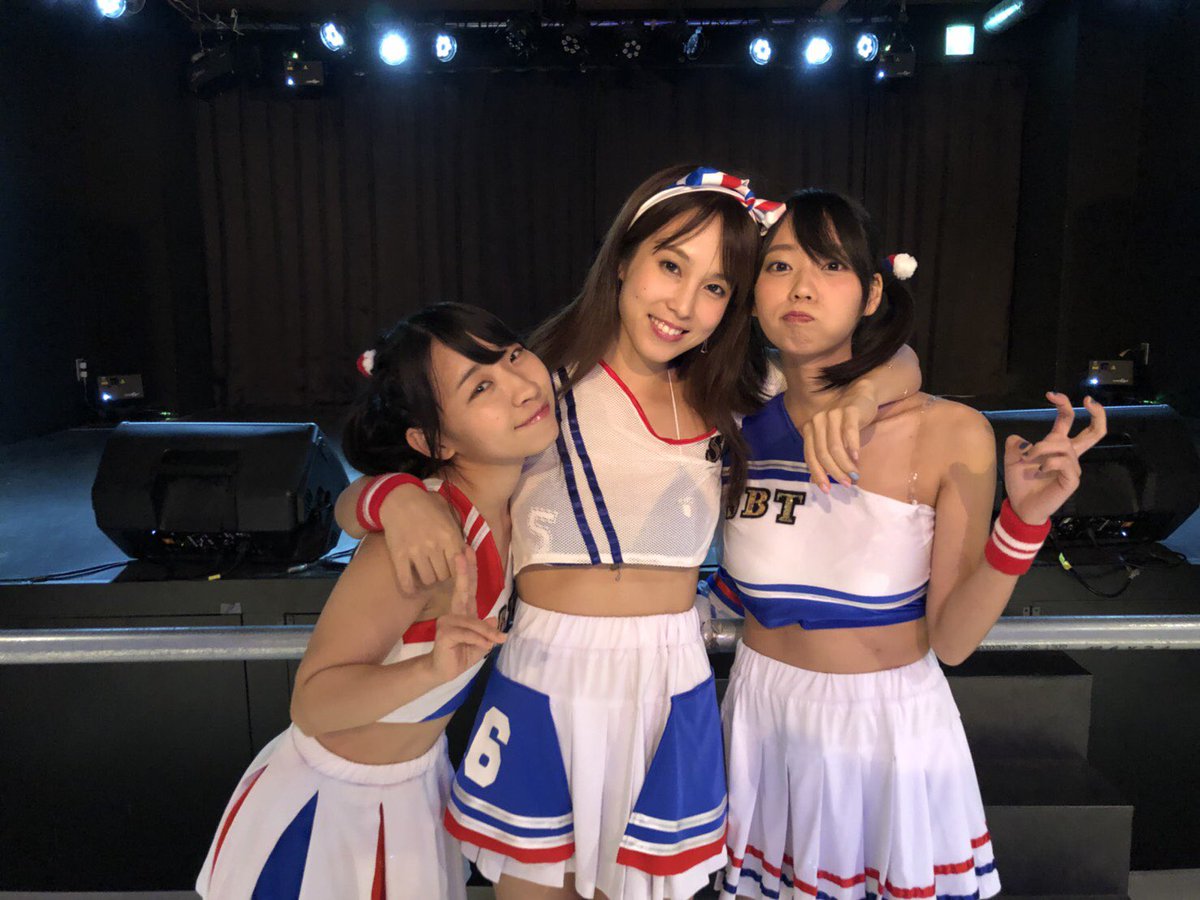 ひとこ hashtag on Twitter