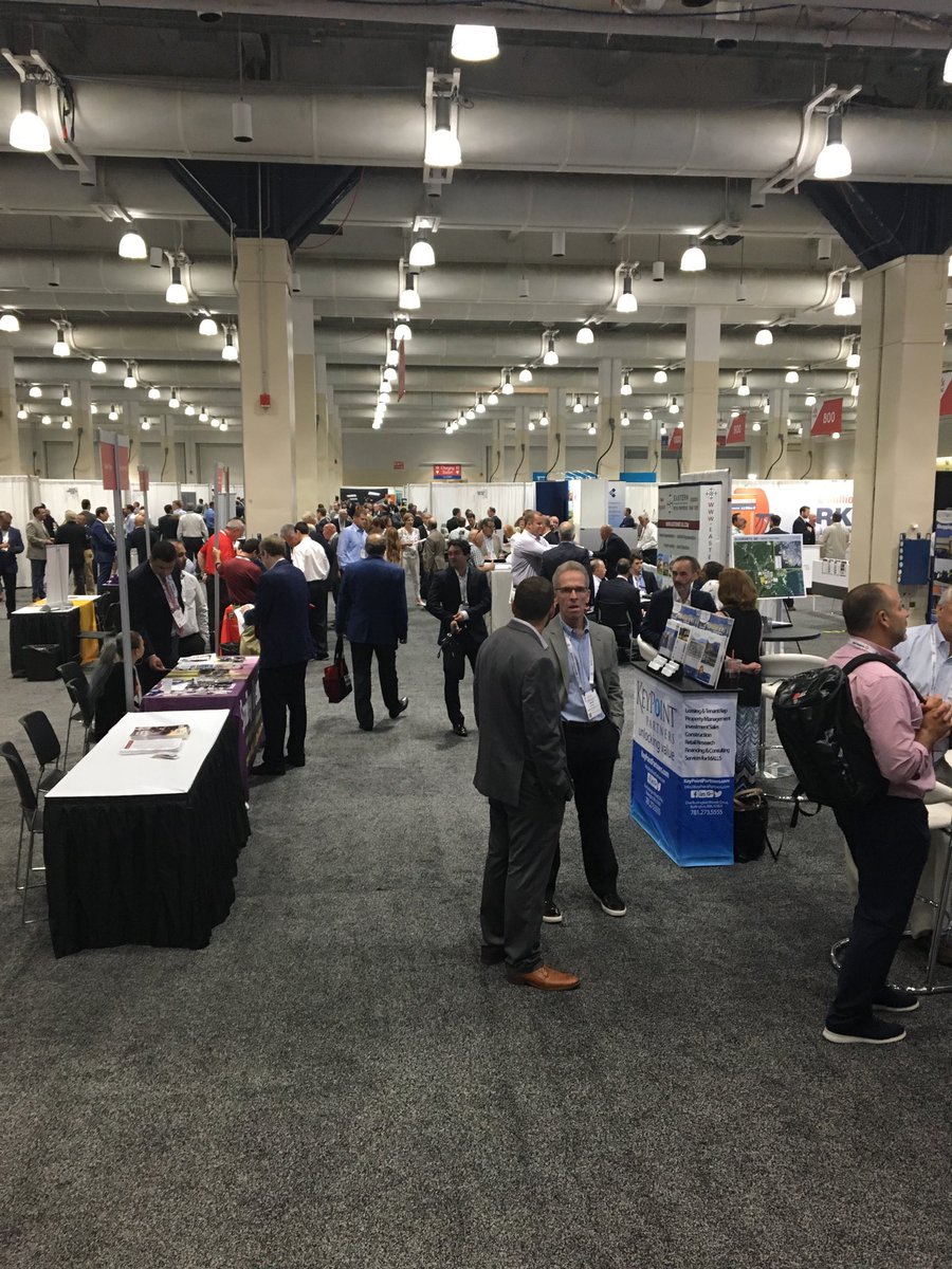 Tfmcguinness's tweet image. ICSC’s #New England Dealmaking lots and lots of people conducting business, retail is alive and happening!