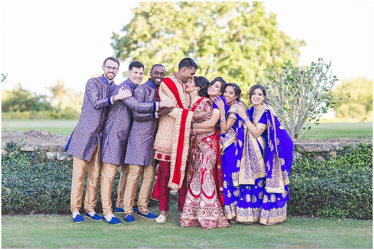 MarriedInPB's tweet photo. Get your printer ready to add this awesome list to your wedding planning notebook! 📋 #weddingphotographer #weddingphotography #palmbeachphotographer https://t.co/fVx5CeMon8 
Check out #MIPBFamilyMembers #blinkandcompanyphoto, #kristinseitzphotography, &amp; #krystalzaskeyphotography https://t.co/rwot3xxBP9
