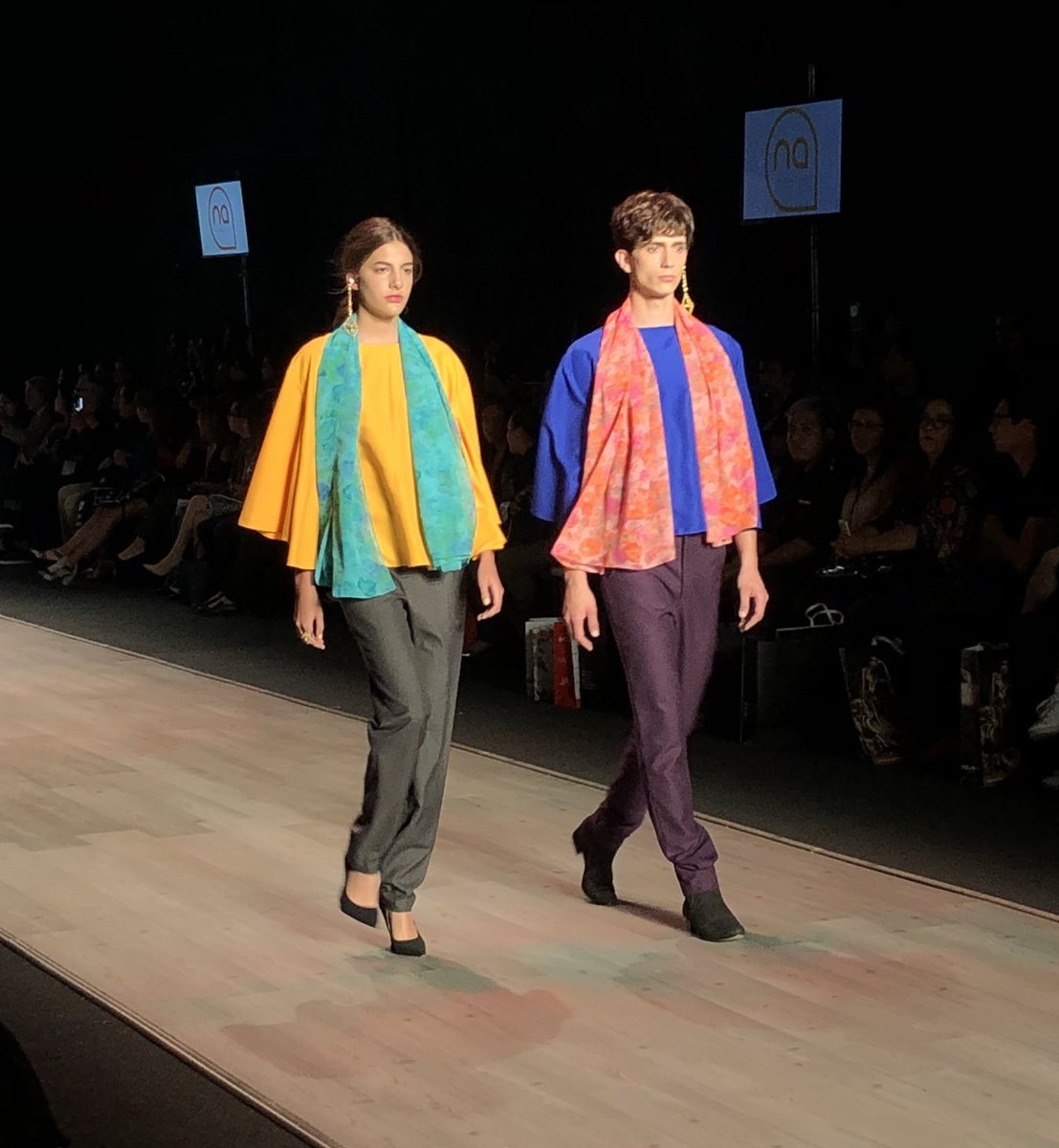 circulopostal's tweet photo. El primer día de @Intermoda nos dejó un buen sabor de boca. Hoy comenzamos el segundo, y les estamos contando detalles en https://t.co/z0W7STmtNj 😁 #IM69 #IMenDirecto https://t.co/3h06bdGai1