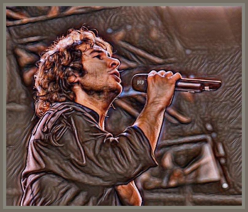 thevoicefan's tweet photo. < Un Dia Llegara > @joshgroban #flashback #awakelive2007 :) https://t.co/1ekQlk6ob1 https://t.co/g4CVZcyGk8