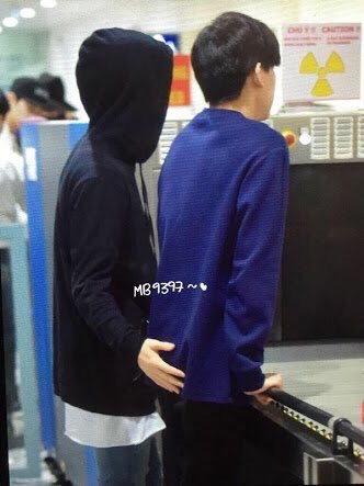 Iamon_MB's tweet image. ในส่วนตำแหน่งของการประคองนั้น ขอยาดหมั่นไส้ค่ะ 😏