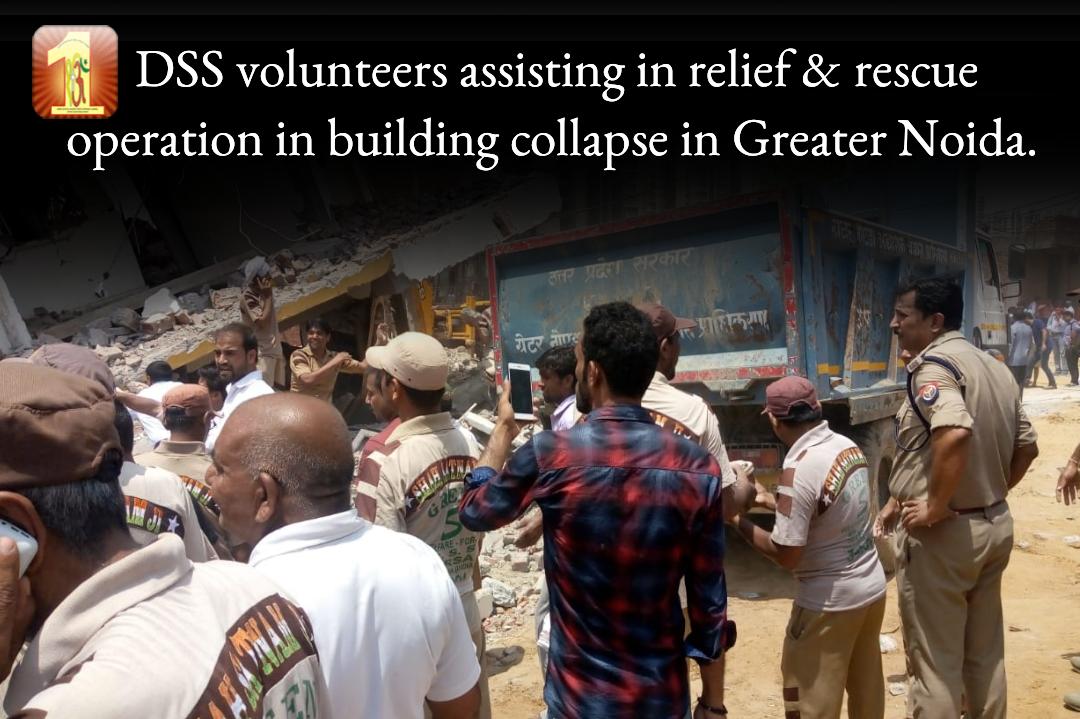 dahuja_rohit's tweet photo. #TruewarriorsOfHumanity

@derasachasauda 
volunteers are always ready for humanity work under the Guidance of saint Dr @gurmetramrahim G. https://t.co/XQoHXclbTA