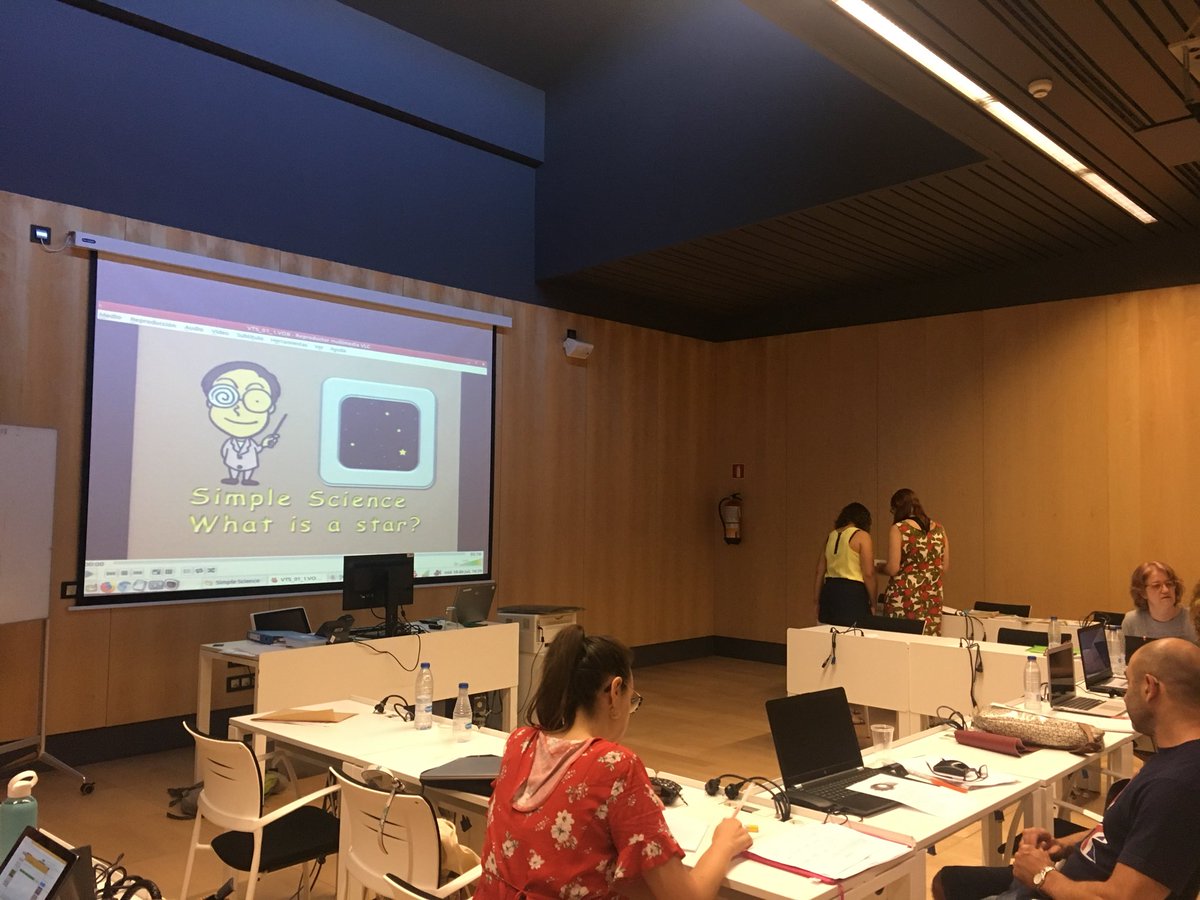 MTDHF's tweet photo. Natural Science course Louise Watson #PFLE18 @dcerverao @MayteRguezMed @nuriasenise @twittfyi @innovacion_edu https://t.co/vyVOnnLxiS