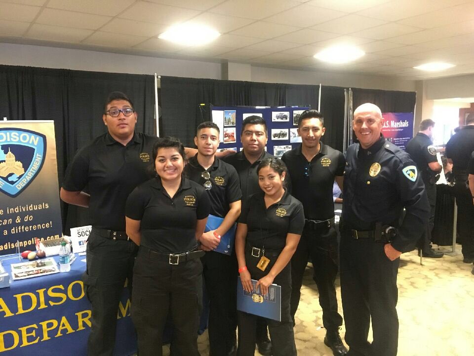madisonpolice's tweet photo. Sergeant Kleinfeldt doing a little recruiting at the National Police Explorer Conference!
Join The Team!
https://t.co/on3Jq6pZbV
#NLEEC
#MPDstrong https://t.co/eNGxDhNRvJ