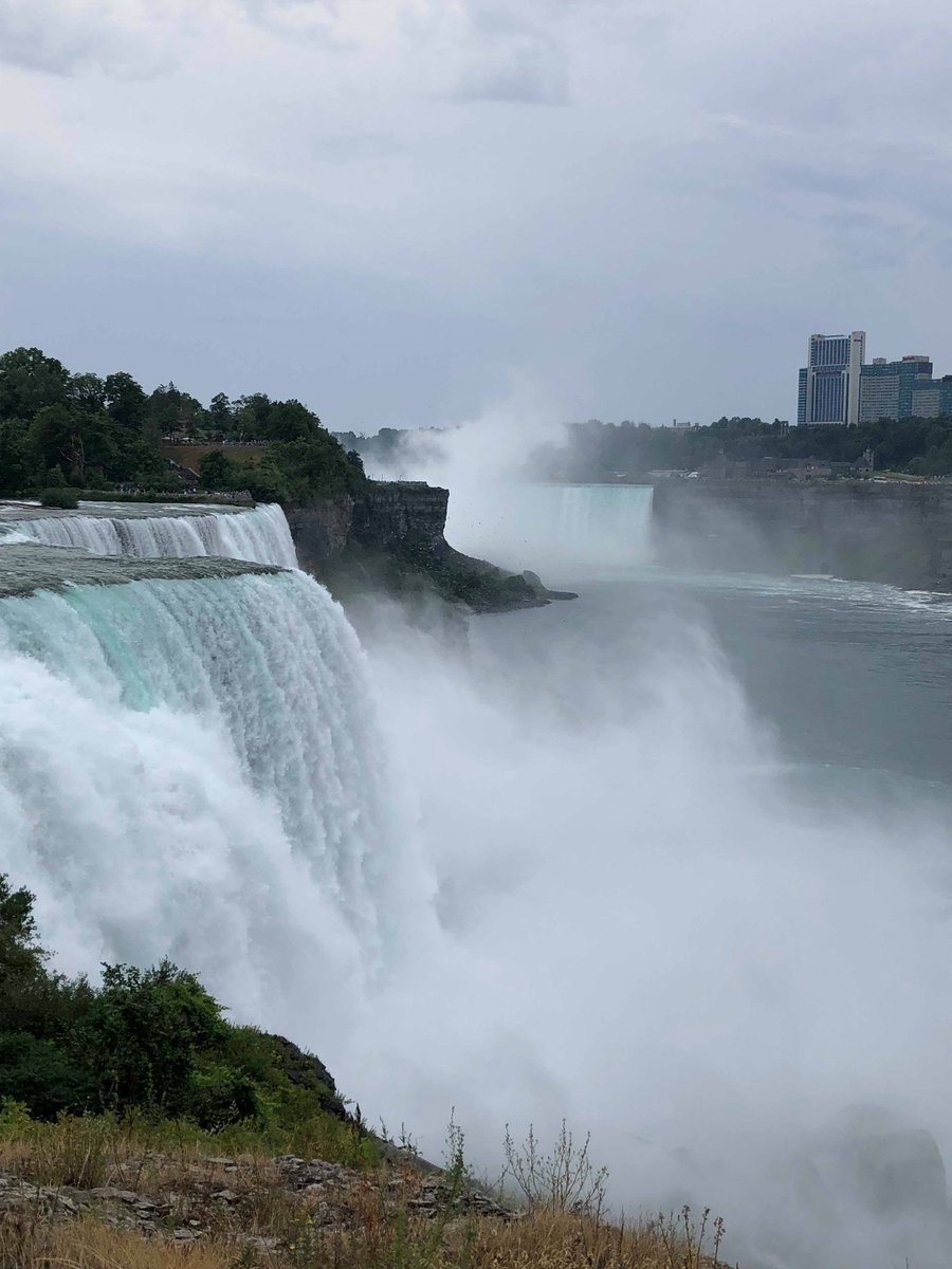 Wanna Go Wednesday &amp; #NiagaraFalls is where it's at! One of North America's greatest natural wonders. 
#wgw #travel #travelblogger #travelplugg #wanderlust #waterfalls 📸Lacenia Calloway