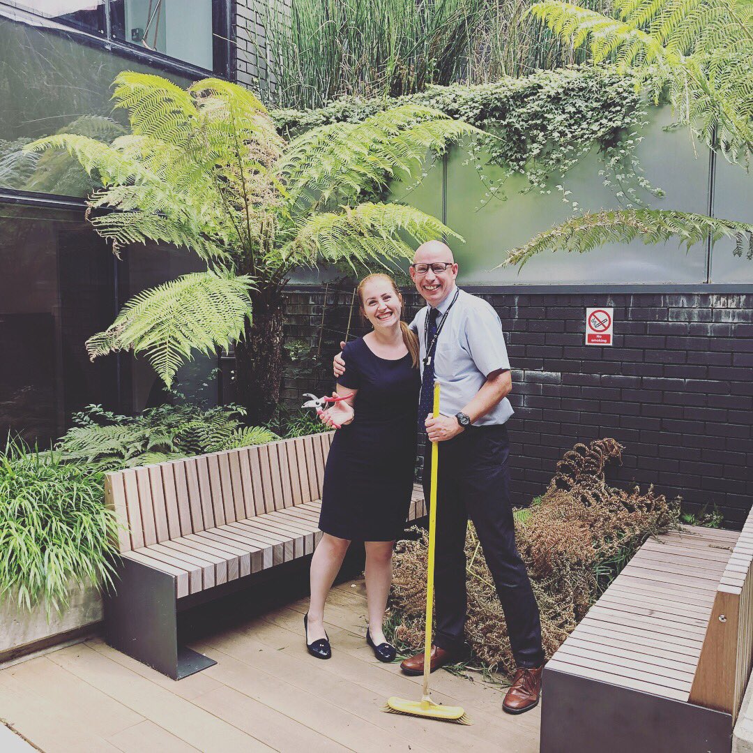ForburyWorks's tweet image. Myself and Chris from @crosscountryuk have done a bit of gardening today, the courtyard looks a lot better now :D #teamwork #sunnyday #gardengoals