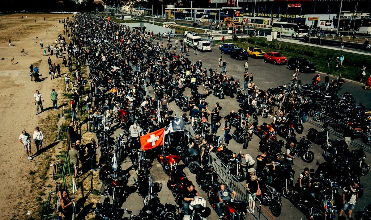 Exclusivo_Motos's tweet photo. #HarleyDavidson festejó en Praga sus 115 años.

Todos los detalles: https://t.co/xUeeDqr6sV https://t.co/iNde4cSQXc