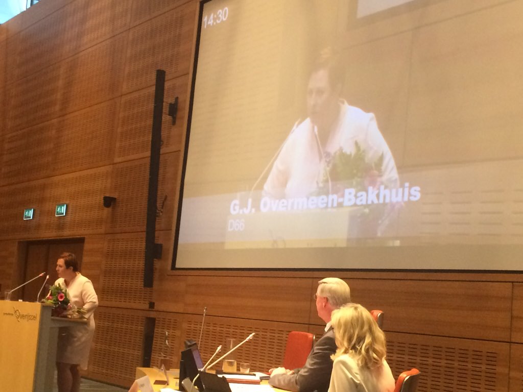 Dikke Volle Vette Dank <a href="/Margreet_Overm/">Margreet Overmeen</a> voor jarenlange inzet vanuit <a href="/D66Overijssel/">D66 Overijssel</a> voor <a href="/ProvOverijssel/">Provincie Overijssel</a>