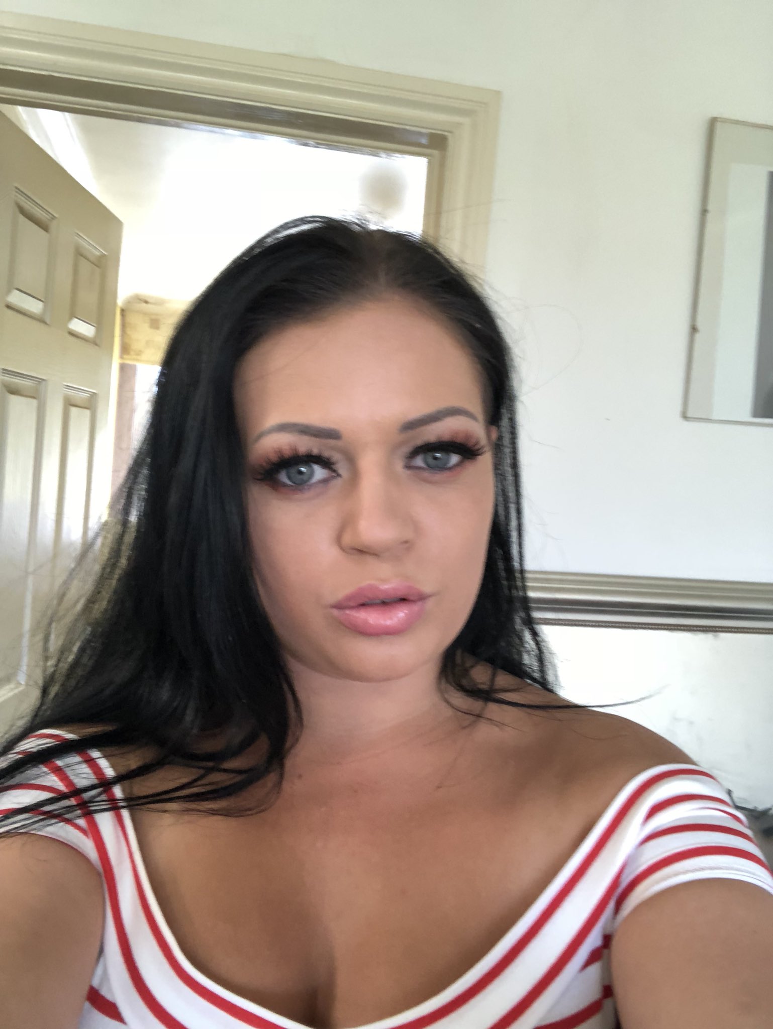 Catalia Valentine on X: Make up looks banging respect to @PascalWhiteXXX  girlfriend xx t.coKa6dTq2u8G  X