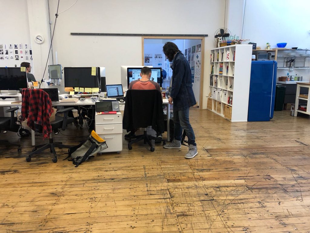 colombiacompra's tweet photo. [ #EnImágenes ] Vive el recorrido del equipo COBRE, finalista de #Innova6K en Silicon Valley 🇺🇸 | Estos colombianos nos representan esta semana durante un encuentro en California con equipos de distintos países, aprendiendo de tecnología e innovación ✅ https://t.co/Lp2OCY98sW