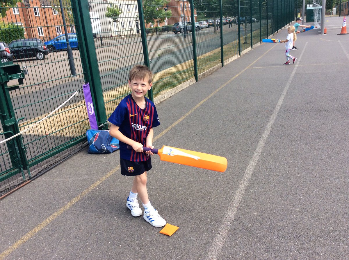 AthensClass's tweet photo. SPORTS WEEK - Day 3 
Today we completed the 'fun run', had a gymnastics session and played some cricket.🏏🏃🏼 https://t.co/mTYUUS2PFE