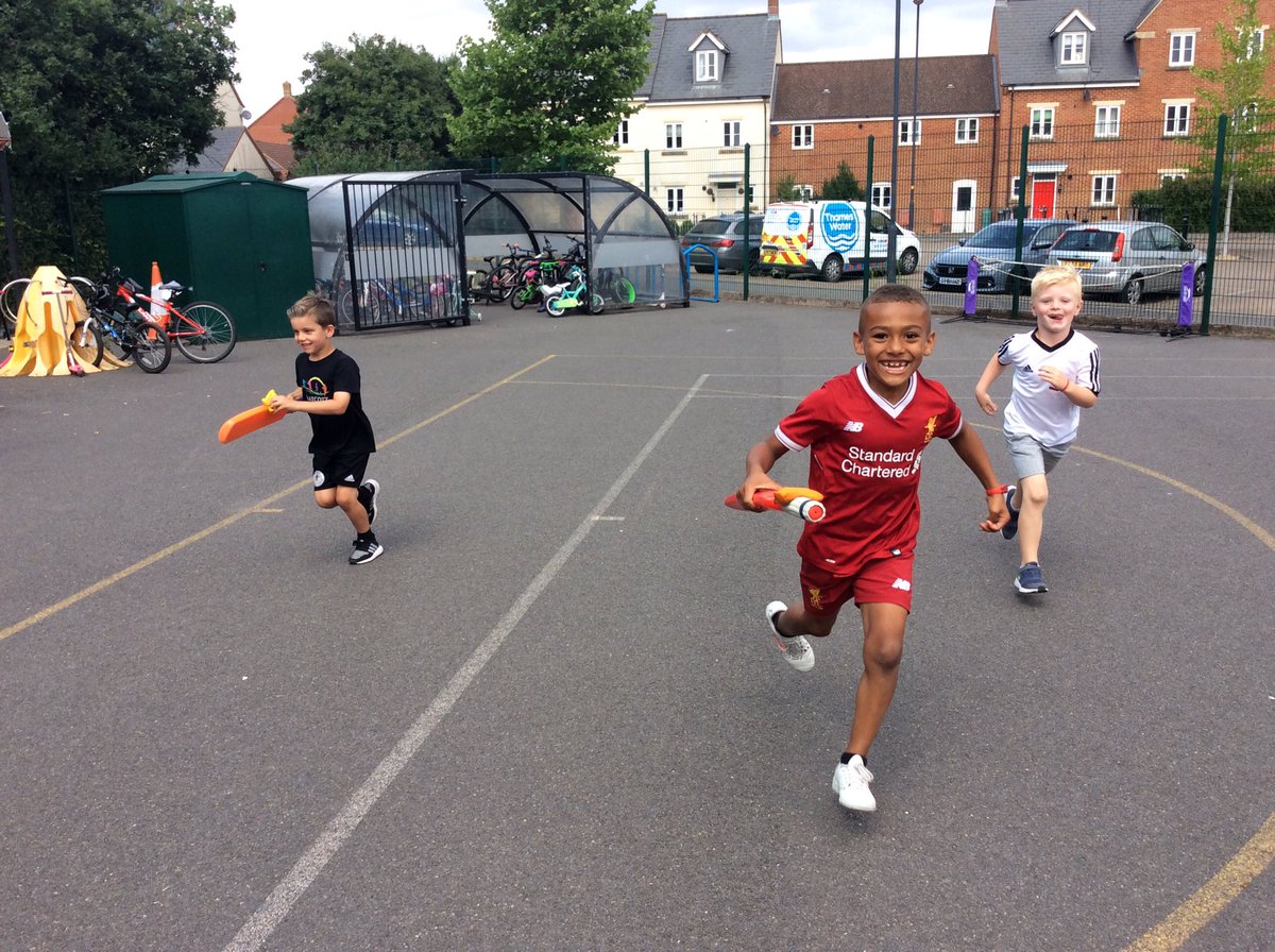 AthensClass's tweet photo. SPORTS WEEK - Day 3 
Today we completed the 'fun run', had a gymnastics session and played some cricket.🏏🏃🏼 https://t.co/mTYUUS2PFE