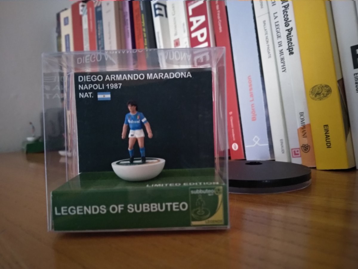 SubbuteoN's tweet image. Miniature da collezione
Maradona-Napoli 1987

#subbuteo #Maradona #napoli #calcio #Miniature #figures #collezione #legends