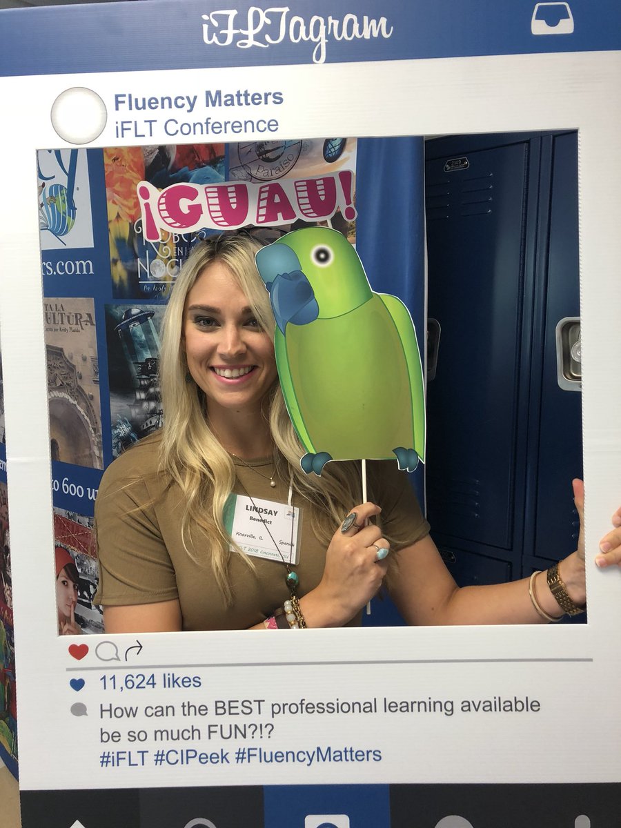 profebenedict's tweet photo. Help me (like &amp; Retweet this) win the #iflt18selfie contest and some free materials here @ #iflt18!!!! Pero, Este pájaro es bilingüe!!! https://t.co/sKvr60JECm