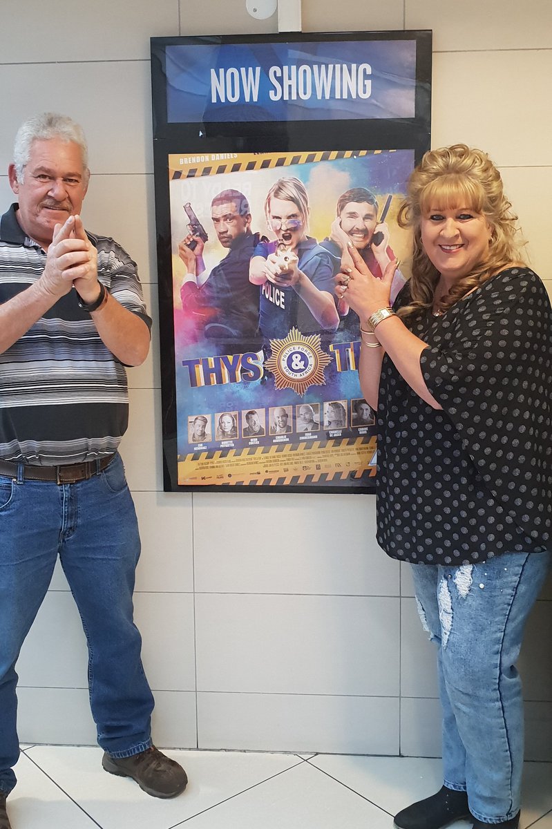 WilnaIce's tweet photo. Uiteindelik #ThysEnTrix 👮‍♀️👮‍♂️
Sien uit @leandiedurandt @BouwerBosch @zakhendrikz @CarineRous @IvanZimmermann1 @kykNETtv 🍿🎬
#PoliceToMeetYou https://t.co/2pvSMf6Cdh