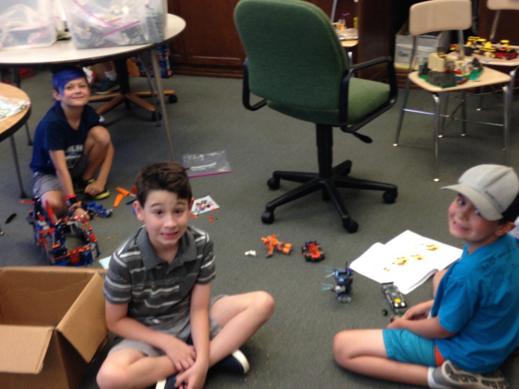adventures36's tweet photo. Having fun in Lego Construction! 😄 https://t.co/Lj9BB1ngGj