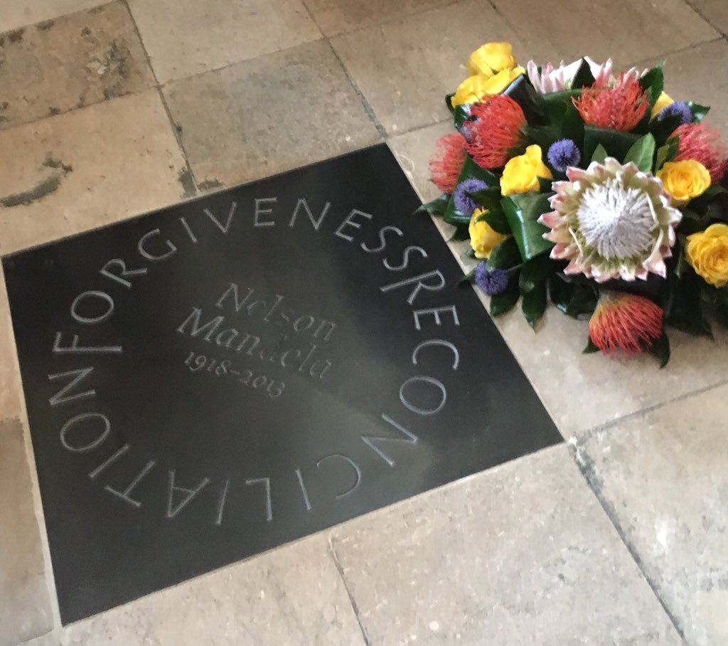 AJogee's tweet image. I was lucky enough to meet Nelson #Mandela twice in London in 2007 and 2008 - unforgettable experiences! This afternoon I was in @wabbey for a short, simple, inspiring &amp;amp; beautiful service to mark his 100th birthday. Shout out to moving address from HC Tambo 🇿🇦🌻🌹✊🏽❤️