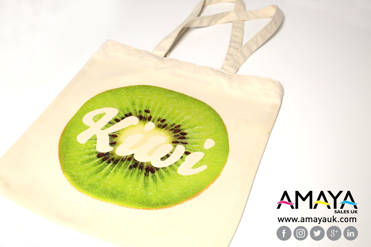 amaya_uk's tweet photo. Spotlight on the 'Five Star Universal' @ForeverTransfer Paper
This one paper system is perfect for light colour garments with an open weave - jute bags, polo shirts and heavy weave hoodies. #transferpaper #okiprinter #bagprinting https://t.co/65k5xbrrAG