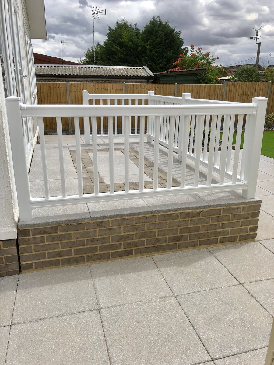 westwoodph's tweet photo. This home at whittons Park waterbeach has a fantastic Garden all ready to sit back and enjoy life and this lovely weather thanks to @omarparkhomes and the team for their ongoing efforts in  keep pushing the limits on what can be done ⭐️⭐️⭐️⭐️⭐️ https://t.co/KYsQMI77Lu