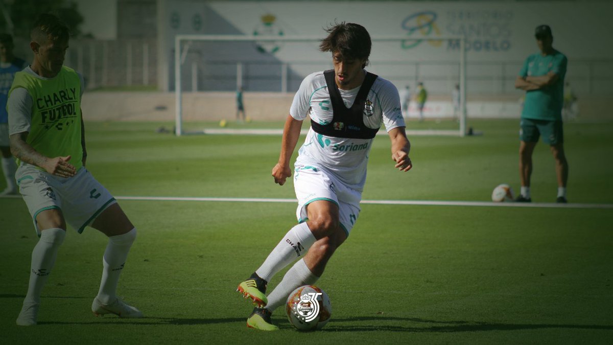 ClubSantos's tweet photo. Con la 👀 puesta en @LobosBuapMX 👊⚽

#EntrenamientoGuerrero https://t.co/uvgFqWmeMx
