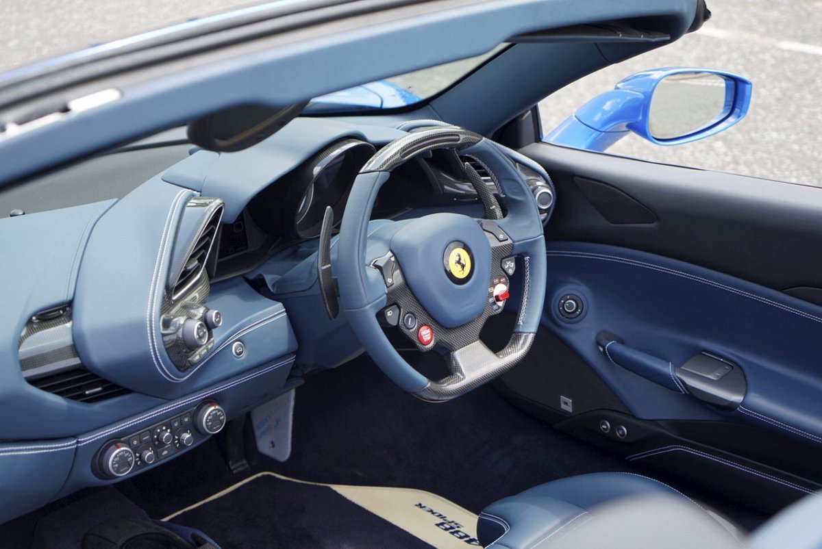 H R Owen Ferrari On Twitter Blu Corsa Teamed With A Blu Medio Interior How Do You Rate Our Latest Arrival 488spider