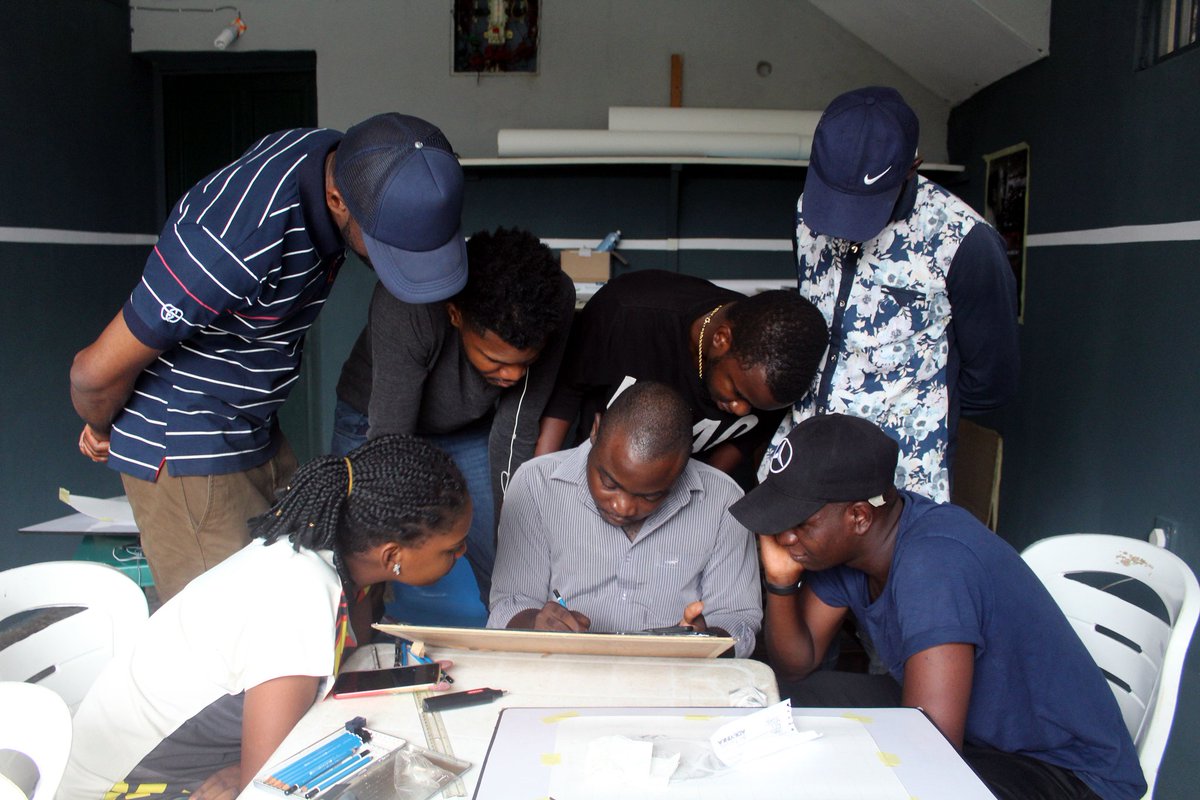 IsimiTaiwo's tweet photo. The Hyperrealism Workshop with Isimi Taiwo holds again this saturday and sunday 21st &amp; 22nd respectively. 
DM for details. Pls Share. Someone following you may need this opportunity. Thank you.

#1mimnotusing @falzthebahdguy
#art #picoftheday #beautiful #photooftheday https://t.co/u2q4diAR26