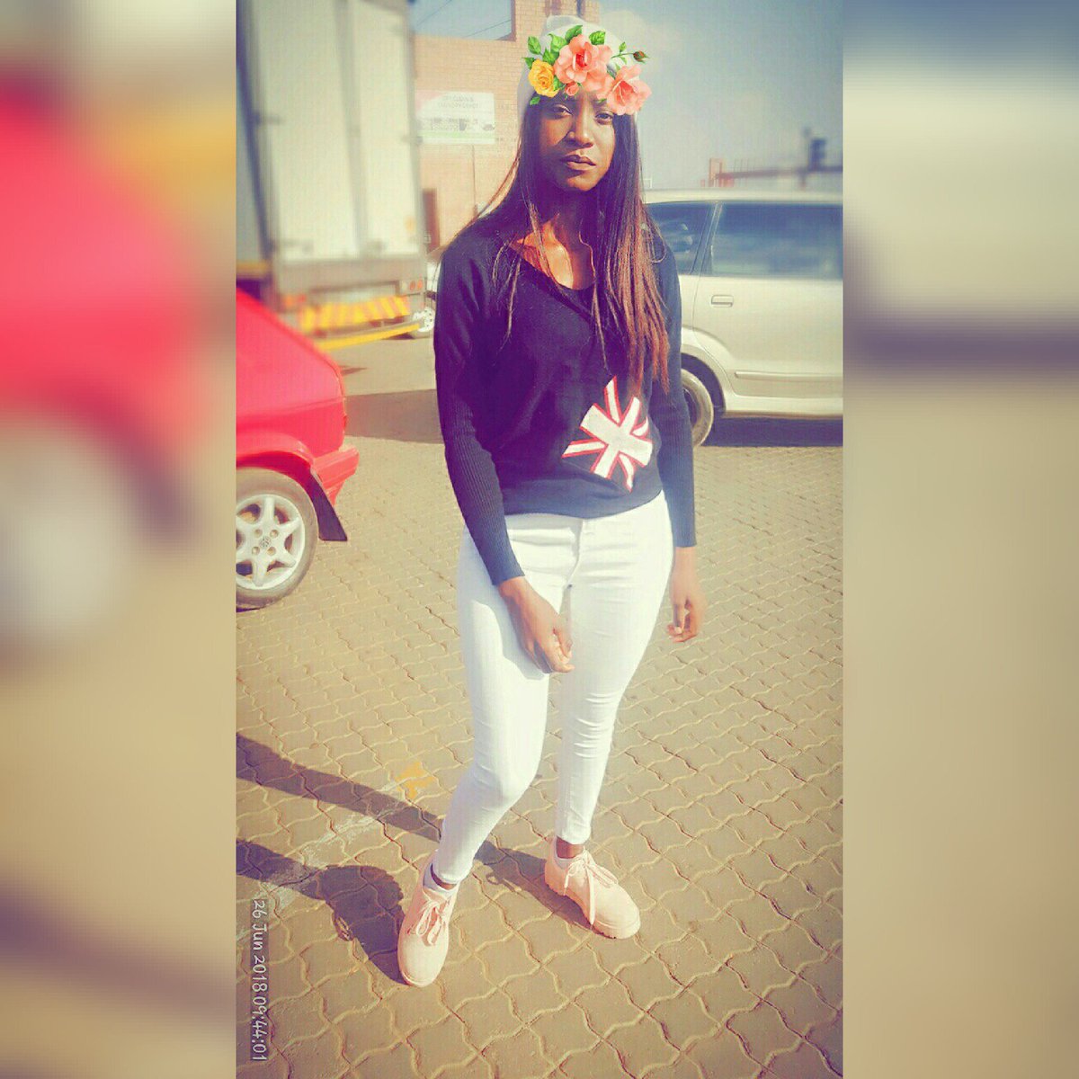 Leeluu24245915's tweet photo. #dropyouroutfitlook
🌹🌹🌹🌹 https://t.co/jawoHcuYty