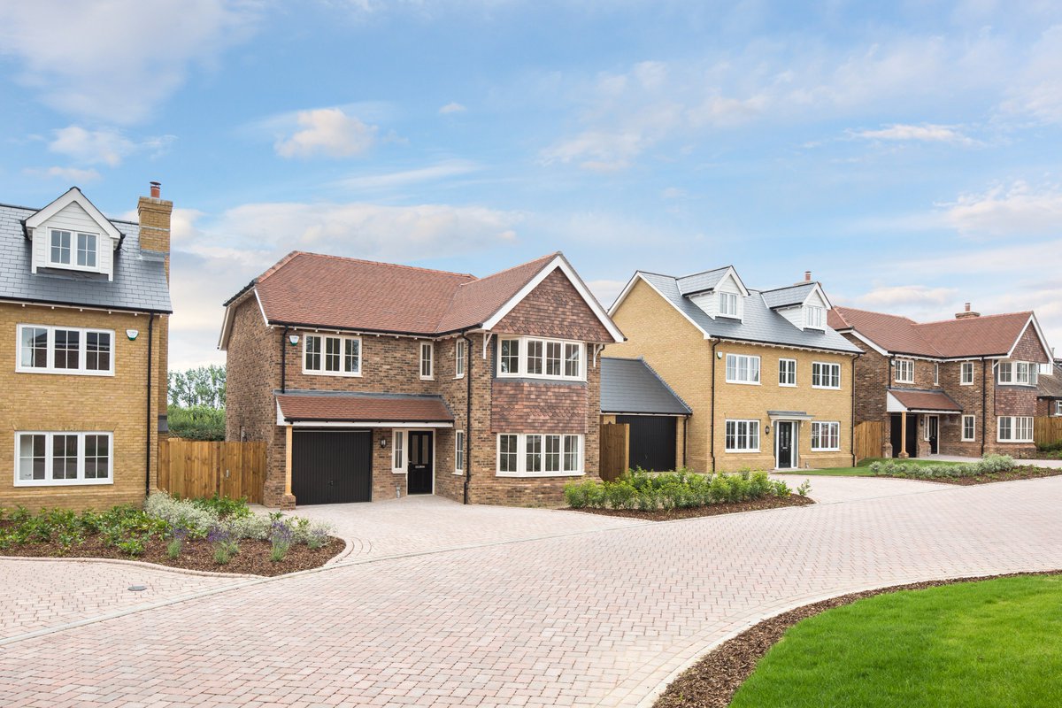ClagueLLP's tweet photo. Stunning new imagery of the completed Summer Sun Court, one of two Clague designed schemes in Boughton Monchelsea developed by @Esquire_Dev.
Click here to see more - https://t.co/Oi6NFHWo9u
#Newbuild #BoughtonMonchelsea #Completion https://t.co/qinU72C1Pd