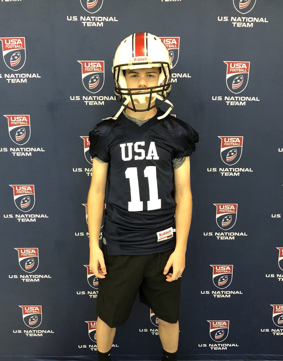 MasonSchuler4's tweet image. All checked in and ready for the Middle School Bowl Series!!!!@AlPopsUSAFB @usafootball
